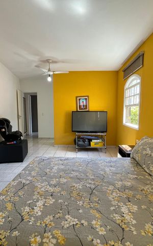 Casa à venda com 250m², 5 quartos e 2 vagas Casa à venda com 250m², 5 quartos e 2 vagasSuíte 1