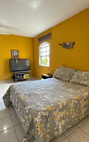 Casa à venda com 250m², 5 quartos e 2 vagas Casa à venda com 250m², 5 quartos e 2 vagasSuíte 1