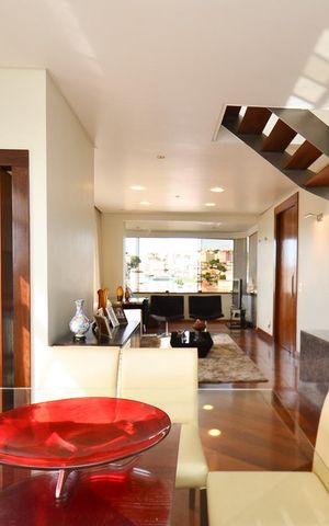 Apartamento à venda com 330m², 4 quartos e 4 vagas Apartamento à venda com 330m², 4 quartos e 4 vagasSala de jantar