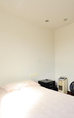 Apartamento à venda com 330m², 4 quartos e 4 vagas Apartamento à venda com 330m², 4 quartos e 4 vagasQuarto 1