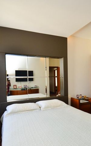 Apartamento à venda com 330m², 4 quartos e 4 vagas Apartamento à venda com 330m², 4 quartos e 4 vagasSuíte