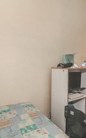 Casa à venda com 300m², 6 quartos e 2 vagas Casa à venda com 300m², 6 quartos e 2 vagasQuarto 3