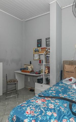 Casa à venda com 300m², 6 quartos e 2 vagas Casa à venda com 300m², 6 quartos e 2 vagasCasa 2 - Quarto 2