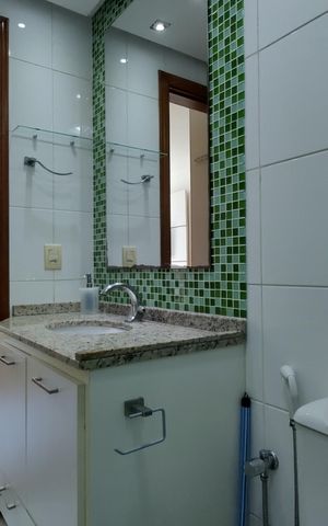 Casa de condomínio à venda com 120m², 3 quartos e 1 vaga Casa de condomínio à venda com 120m², 3 quartos e 1 vagaBanheiro da Suíte 2