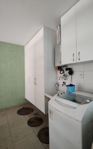 Casa de condomínio à venda com 120m², 3 quartos e 1 vagaÁrea de Serviço