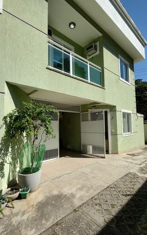 Casa de condomínio à venda com 120m², 3 quartos e 1 vagaFachada