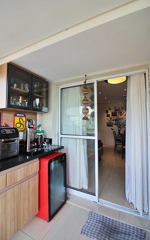 Apartamento à venda com 68m², 2 quartos e 1 vagaSala Sacada