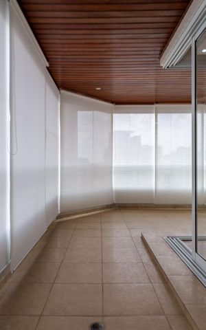 Apartamento à venda com 205m², 3 quartos e 4 vagas Apartamento à venda com 205m², 3 quartos e 4 vagasVaranda da Sala
