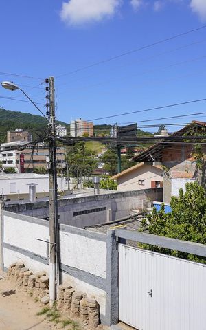 Casa para alugar com 60m², 1 quarto e sem vagaVista