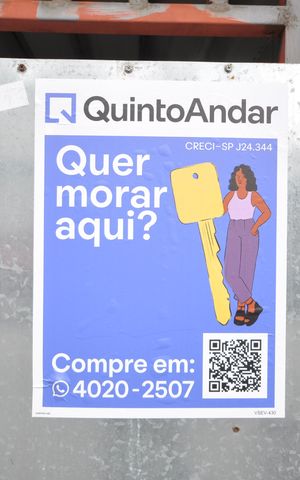 Casa à venda com 125m², 3 quartos e 2 vagasPlaquinha 
