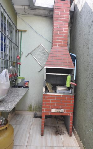 Casa à venda com 125m², 3 quartos e 2 vagasChurrasqueira