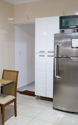 Casa à venda com 200m², 3 quartos e 1 vaga Casa à venda com 200m², 3 quartos e 1 vagaCozinha