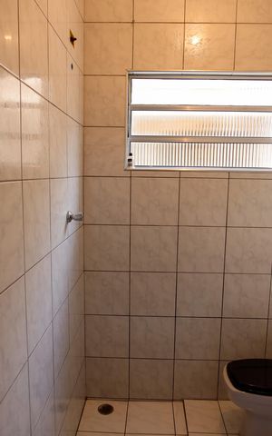 Casa à venda com 200m², 4 quartos e sem vaga Casa à venda com 200m², 4 quartos e sem vagaBanheiro da Suíte 2