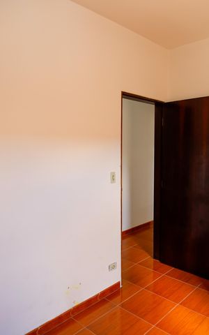 Casa à venda com 200m², 4 quartos e sem vaga Casa à venda com 200m², 4 quartos e sem vagaQuarto 1