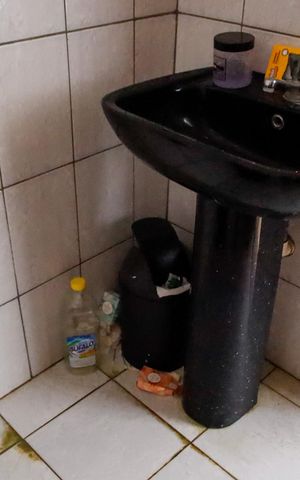 Casa à venda com 200m², 4 quartos e sem vaga Casa à venda com 200m², 4 quartos e sem vagaBanheiro da Suíte 3