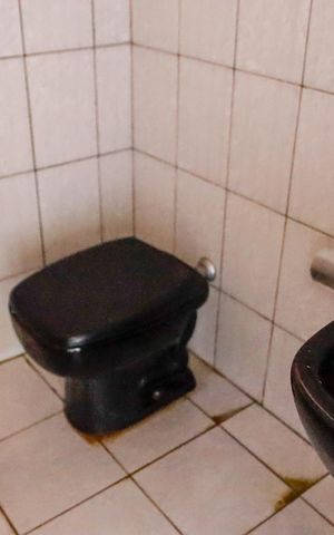 Casa à venda com 200m², 4 quartos e sem vaga Casa à venda com 200m², 4 quartos e sem vagaBanheiro da Suíte 3