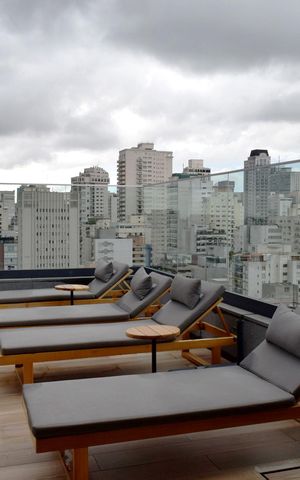Apartamento à venda com 32m², 1 quarto e sem vagaÁrea comum - Piscina - deck