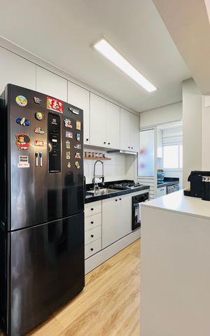 Apartamento à venda com 57m², 2 quartos e 1 vagaCozinha e Área de Serviço