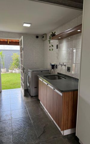 Casa à venda com 350m², 3 quartos e 4 vagas
