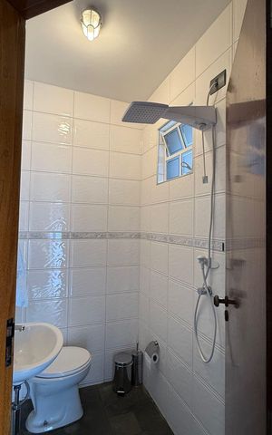 Casa à venda com 350m², 3 quartos e 4 vagas