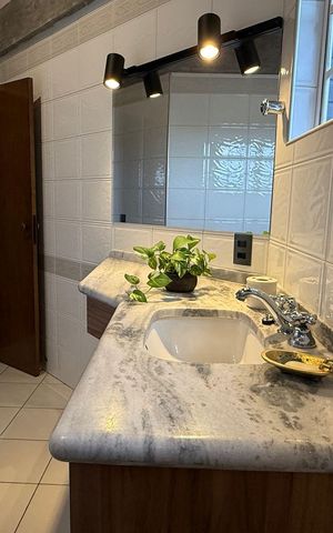 Casa à venda com 350m², 3 quartos e 4 vagas
