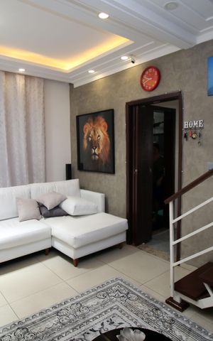 Casa à venda com 200m², 3 quartos e 1 vagaSala
