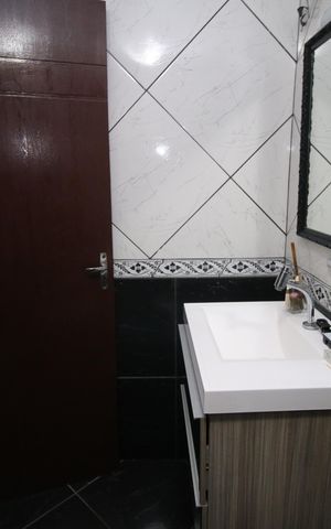 Casa à venda com 200m², 3 quartos e 1 vagaBanheiro Social 2