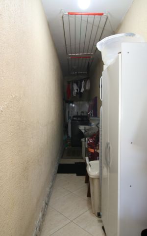 Casa à venda com 200m², 3 quartos e 1 vagaÁrea de Serviço