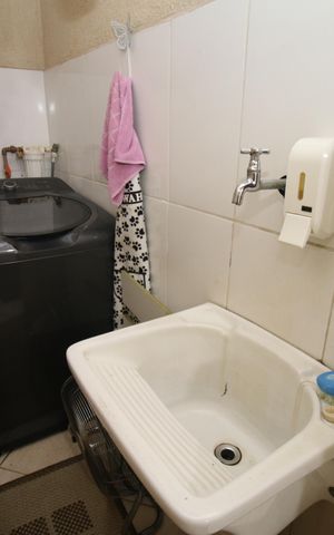 Casa à venda com 200m², 3 quartos e 1 vagaÁrea de Serviço