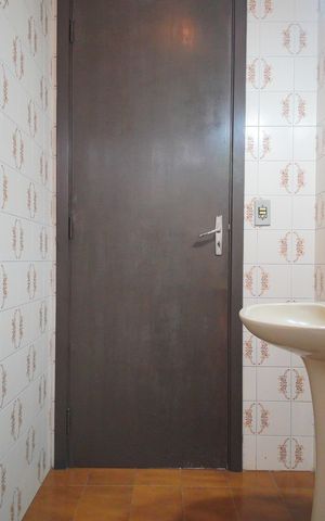 Casa à venda com 320m², 4 quartos e 5 vagasBanheiro 2