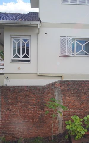 Casa à venda com 320m², 4 quartos e 5 vagasVista do Quarto 1
