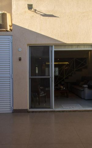 Casa à venda com 140m², 3 quartos e 1 vaga Casa à venda com 140m², 3 quartos e 1 vagaQuintal