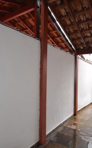 Casa à venda com 72m², 2 quartos e 2 vagasGaragem