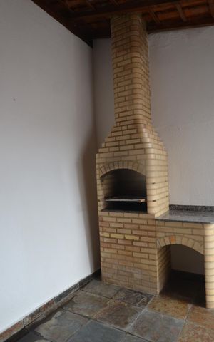 Casa à venda com 72m², 2 quartos e 2 vagasÁrea de Serviço