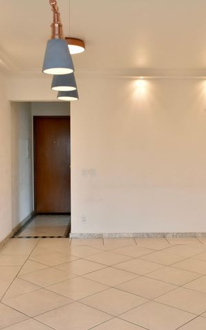 Apartamento à venda com 100m², 3 quartos e 2 vagas Apartamento à venda com 100m², 3 quartos e 2 vagasSala