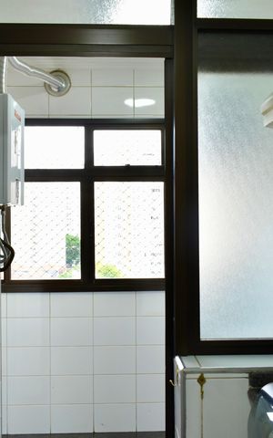 Apartamento à venda com 100m², 3 quartos e 2 vagas Apartamento à venda com 100m², 3 quartos e 2 vagasÁrea de Serviço