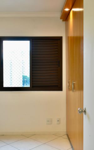 Apartamento à venda com 100m², 3 quartos e 2 vagas Apartamento à venda com 100m², 3 quartos e 2 vagasSuíte