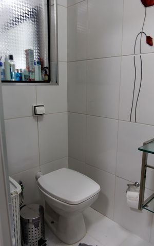 Casa à venda com 125m², 2 quartos e 3 vagas Casa à venda com 125m², 2 quartos e 3 vagasBanheiro da Suíte 2