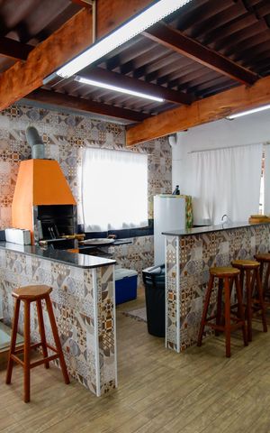 Casa à venda com 125m², 2 quartos e 3 vagas Casa à venda com 125m², 2 quartos e 3 vagasChurrasqueira