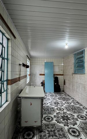 Casa à venda com 136m², 3 quartos e 2 vagas Casa à venda com 136m², 3 quartos e 2 vagasCozinha