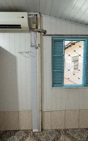 Casa à venda com 136m², 3 quartos e 2 vagas Casa à venda com 136m², 3 quartos e 2 vagasBanheiro