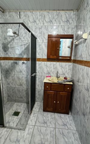 Casa à venda com 136m², 3 quartos e 2 vagas Casa à venda com 136m², 3 quartos e 2 vagasBanheiro