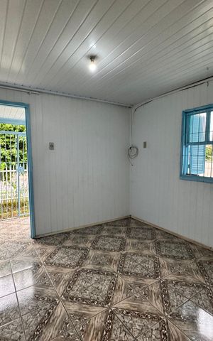 Casa à venda com 136m², 3 quartos e 2 vagas Casa à venda com 136m², 3 quartos e 2 vagasSala