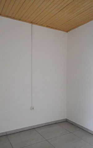 Casa à venda com 63m², 1 quarto e sem vagaQuarto