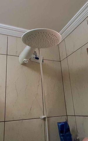 Casa à venda com 100m², 3 quartos e 2 vagasBanheiro da Suíte