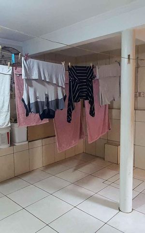 Casa à venda com 100m², 3 quartos e 2 vagasÁrea de Serviço