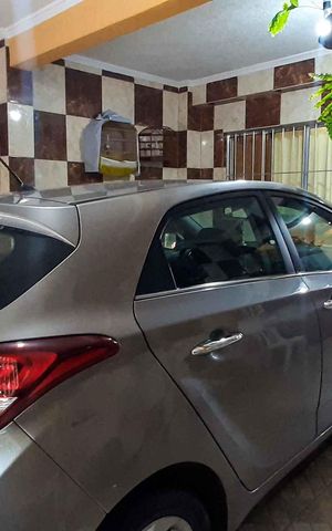 Casa à venda com 100m², 3 quartos e 2 vagasGaragem