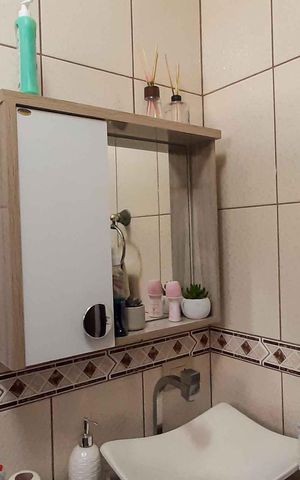 Casa à venda com 100m², 3 quartos e 2 vagasBanheiro Social
