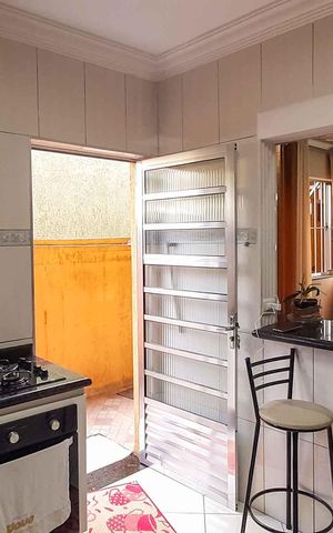 Casa à venda com 100m², 3 quartos e 2 vagasCozinha