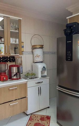 Casa à venda com 100m², 3 quartos e 2 vagasCozinha